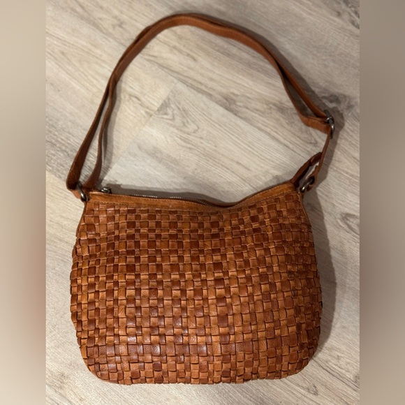 Vilenca Holland Handbags - Vilenca Holland Vintage Crossbody Purse
Front Woven Cognac Leather